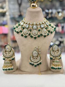 Orbis Alloy Gold-plated Green Jewellery Set