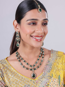 VATSALYA creation Alloy Gold-plated Green, Gold Jewellery Set