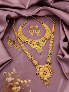 Naitrutya elegance Alloy Gold-plated Gold Jewellery Set