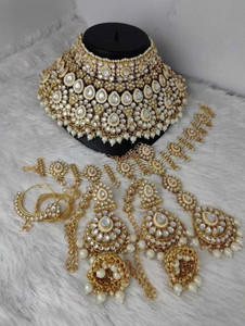 Orbis Alloy Gold-plated White Jewellery Set