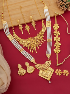 PARTICIAO Alloy Gold-plated Gold Jewellery Set