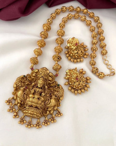 RUJVE JEWELLERY Brass Gold-plated Gold Jewellery Set