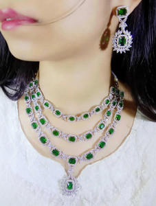 Savita industries Brass Green Jewellery Set