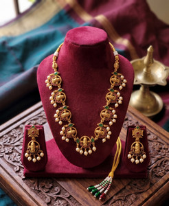 Pralekh Brass Gold-plated White Jewellery Set