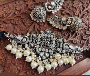 Alisha oxocraft Oxidised Silver Black Silver White Jewellery Set