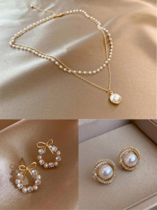 CRAZYKUDI Alloy Gold-plated Gold, White Jewellery Set