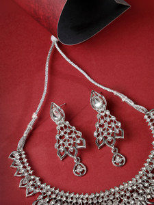 Sukkhi Alloy Rhodium Silver Jewellery Set