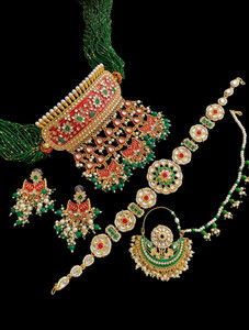 RAJASTHANI GAHANA Alloy Gold-plated Green, Red Jewellery Set