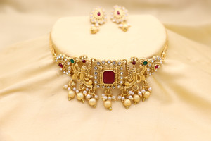 Vivanta Alloy Multicolor Jewellery Set