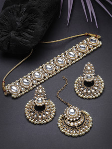 Sukkhi Alloy Gold-plated White Jewellery Set