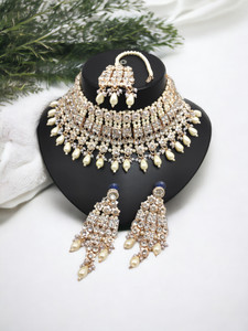 Yuzi Jewells Alloy Gold-plated White Jewellery Set