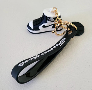 nike keychain black