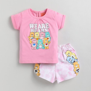 Clothing Upto 50 to 80 OFF on Clothes For Men Women Kids