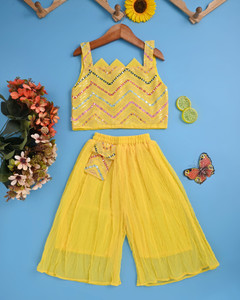 Maheera Fashion Baby Girls Festive & Party Kurta and Pyjama Set