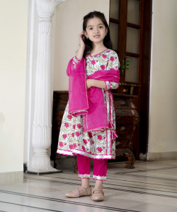 CHANDRAWAT Girls Festive & Party Kurta, Pyjama & Dupatta Set