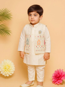 the l Boys Casual Kurta and Pyjama Set