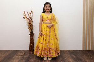 kalbherav Girls Lehenga Choli Ethnic Wear Floral Print Lehenga, Choli and Dupatta Set