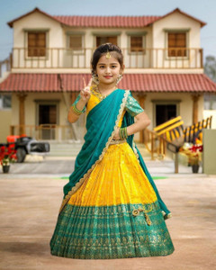 Sashay Boutique Girls Lehenga Choli Ethnic Wear Solid Lehenga Choli
