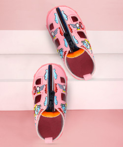 LEVOT Boys & Girls Slip-on Strappy Sandals