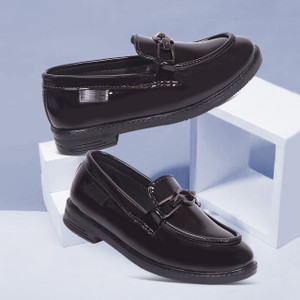 Mukunda Footwear Boys Slip on Formal Boots