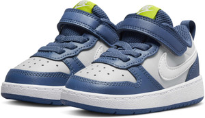 NIKE Boys Velcro Sneakers