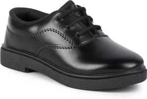 ukc Boys Lace Walking Shoes