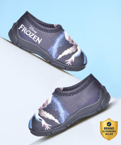 DISNEY Frozen Girls Slip on Sneakers