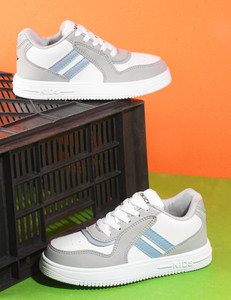 AEROKICK Boys & Girls Lace Sneakers