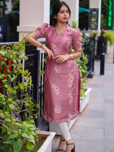 Sun Fashion And Lifestyle Women Printed Straight Kurta