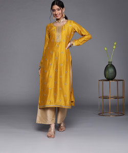 LIBAS Women Embellished Straight Kurta