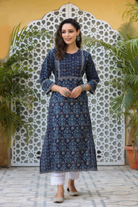 Rain & Rainbow Women Self Design Straight Kurta