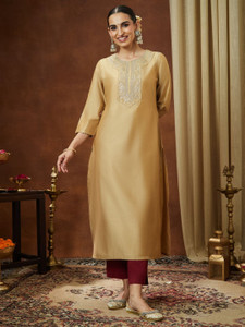 Janasya Women Embroidered Straight Kurta