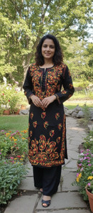 Lucknowi Chikankari Women Embroidered Straight Kurta