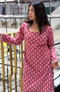 YASHRAJTEXTILE Women Printed Straight Kurta