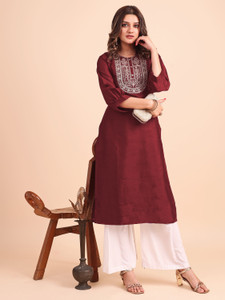 yeoja creation Women Embroidered Straight Kurta