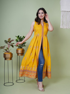 Annsh Apparel Women Printed Frontslit Kurta