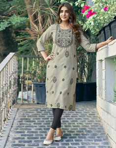 Samah Women Chikan Embroidery, Embellished, Dyed/Ombre, Self Design Straight Kurta