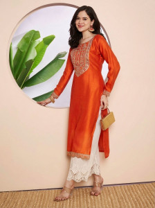 RARE THREAD Women Embroidered A-line Kurta