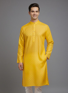 Tibra Collection Men Solid Straight Kurta