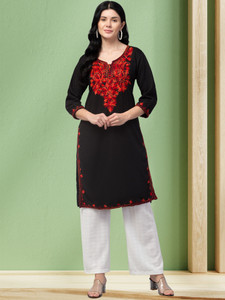 FamBee Women Embroidered Straight Kurta