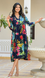 चौकास महिलाओं के लिए प्रिंटेड स्ट्रेट कुर्ता