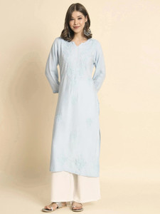 EKASYA Women Embroidered Straight Kurta