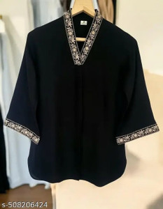 AGOKA Women Solid A-line Kurta
