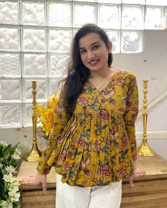 NAV Women Printed Cape Top Kurta