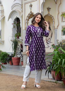 PRISCA Women Printed Straight Kurta