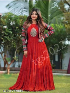 Rajsang Women Solid Gown Kurta