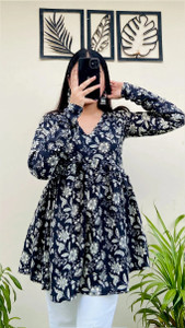 CLANGER Women Paisley Flared Kurta