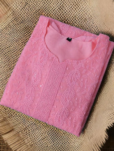 Umoly Women Chikan Embroidery Straight Kurta