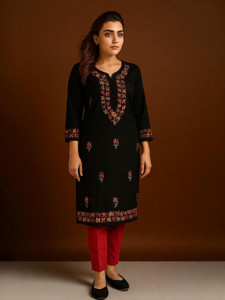 Elaasa Women Chikan Embroidery Straight Kurta