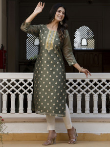 VredeVogel Women Embroidered Straight Kurta